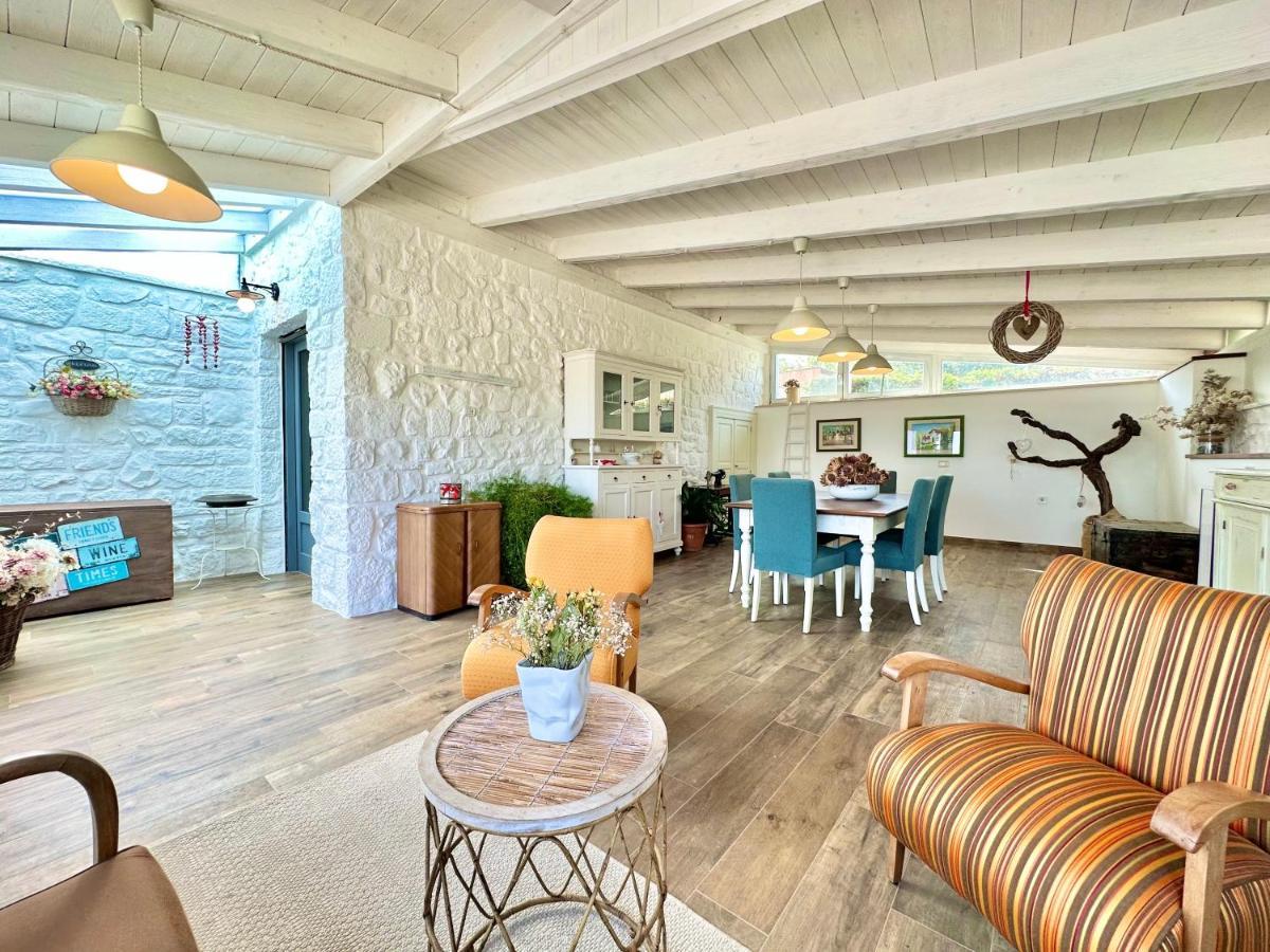 Trullo Il Carrubo Villa Алберобело Екстериор снимка