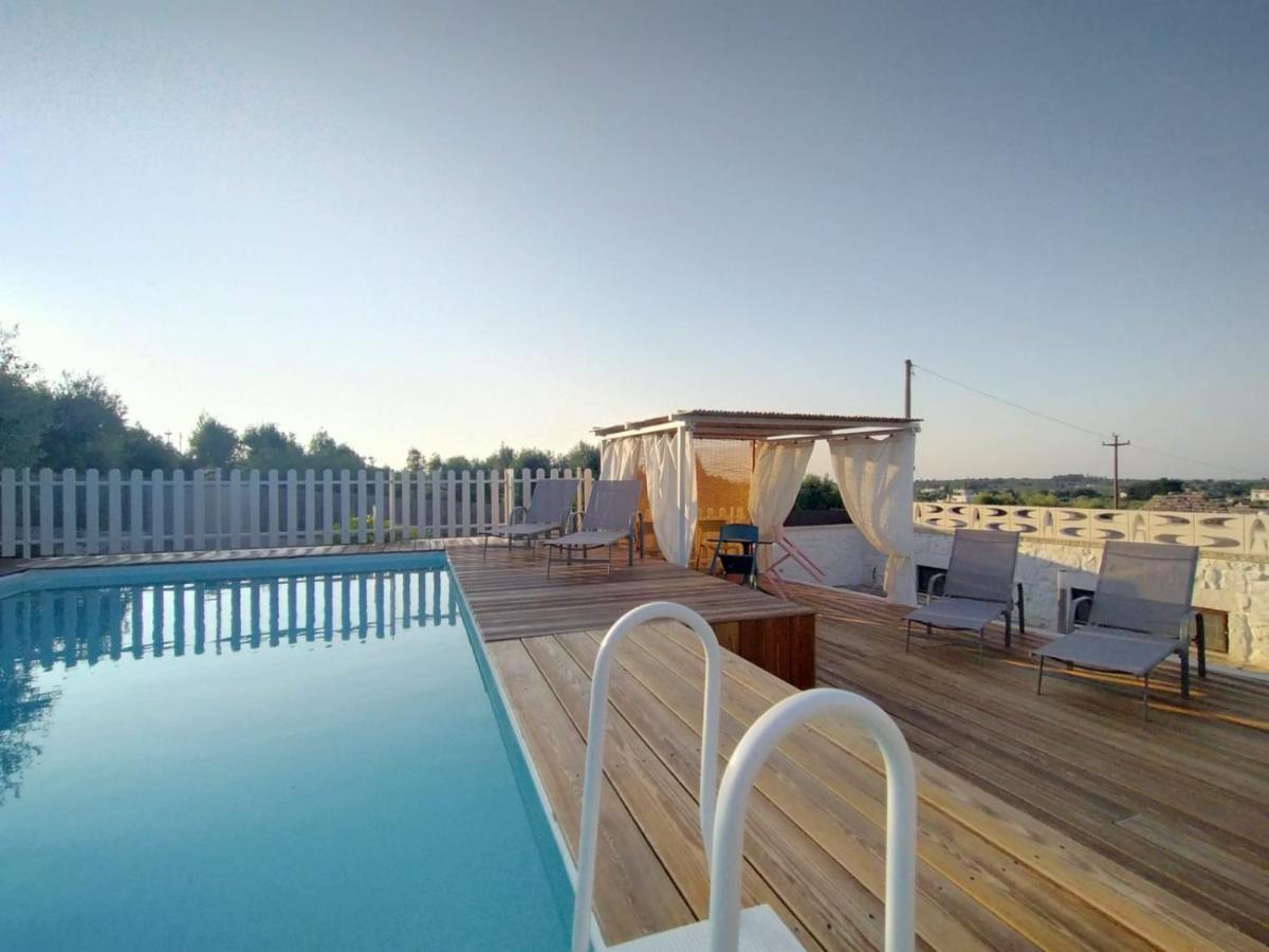 Trullo Il Carrubo Villa Алберобело Екстериор снимка